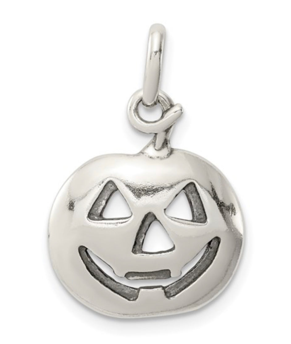 Jack o Lantern Charm