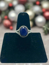 Load image into Gallery viewer, Silver &amp; Sapphire Fashion Ring