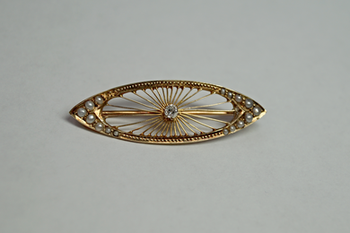 14K Gold Seed Pearl & Diamond Pin