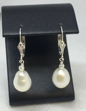 Pearl Dangle Earrings