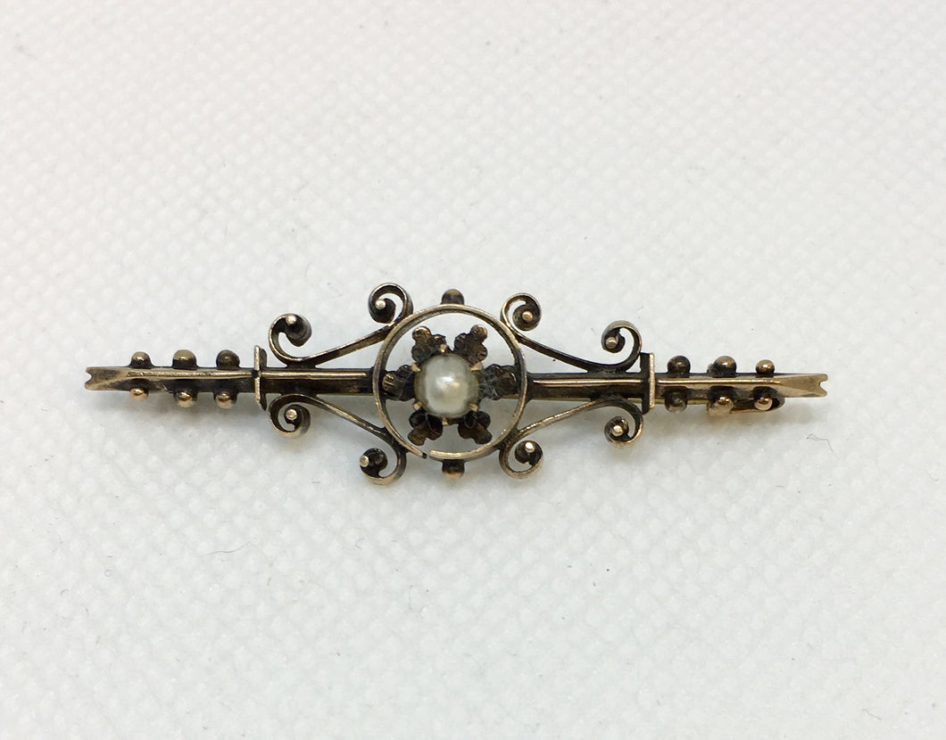 Vintage Pearl Brooch